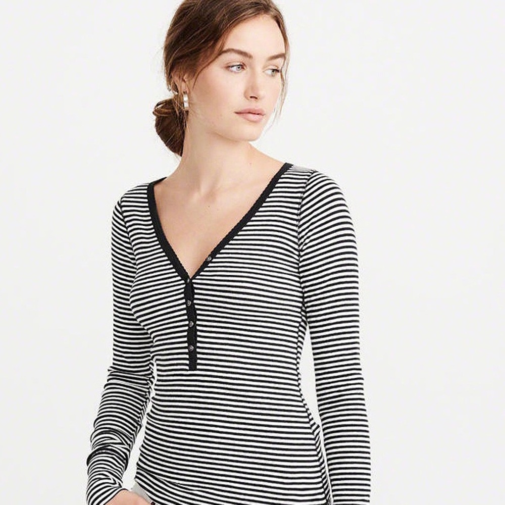 Abercrombie Long Sleeve Black and White Henley